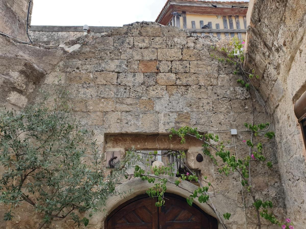 Chris Αpartments Old Town Apartment Rhodes City ภายนอก รูปภาพ