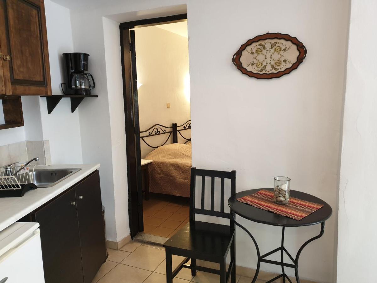 Chris Αpartments Old Town Apartment Rhodes City ภายนอก รูปภาพ
