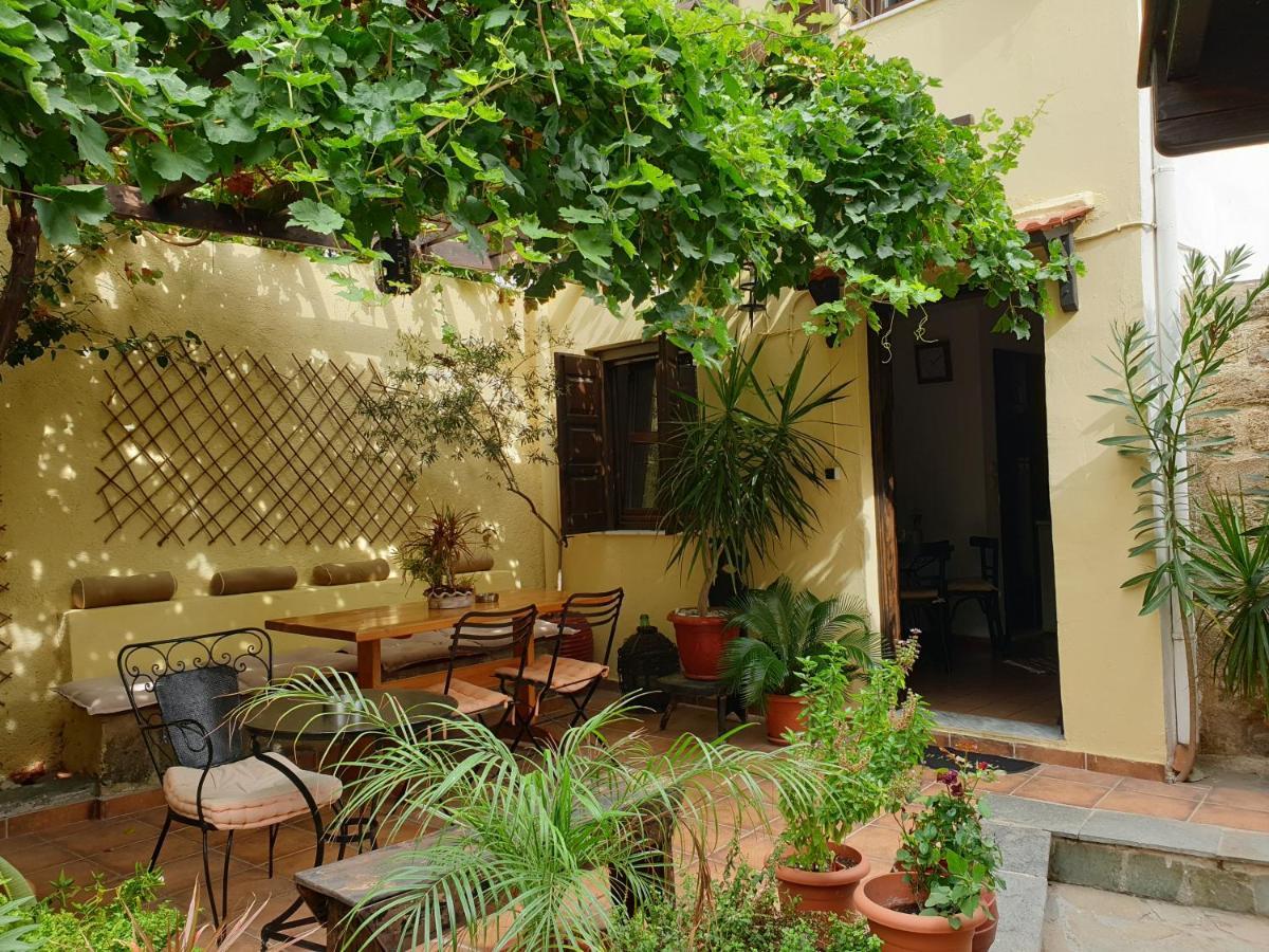 Chris Αpartments Old Town Apartment Rhodes City ภายนอก รูปภาพ
