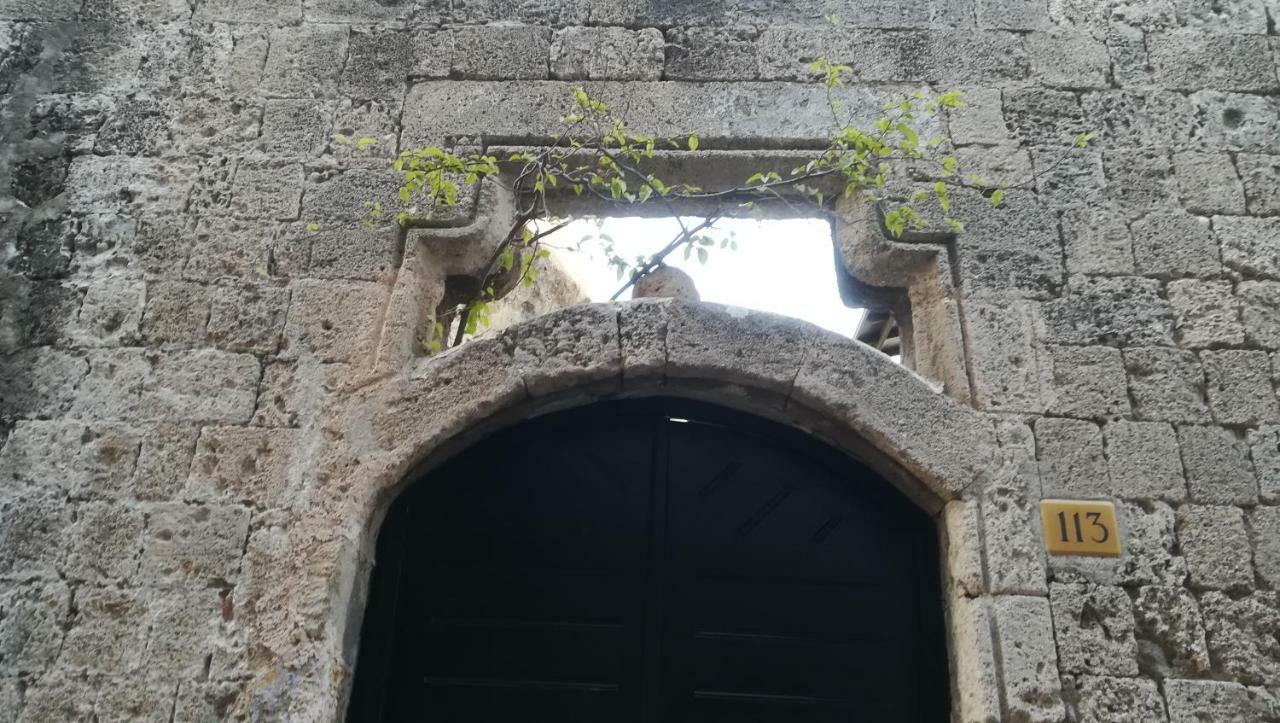 Chris Αpartments Old Town Apartment Rhodes City ภายนอก รูปภาพ